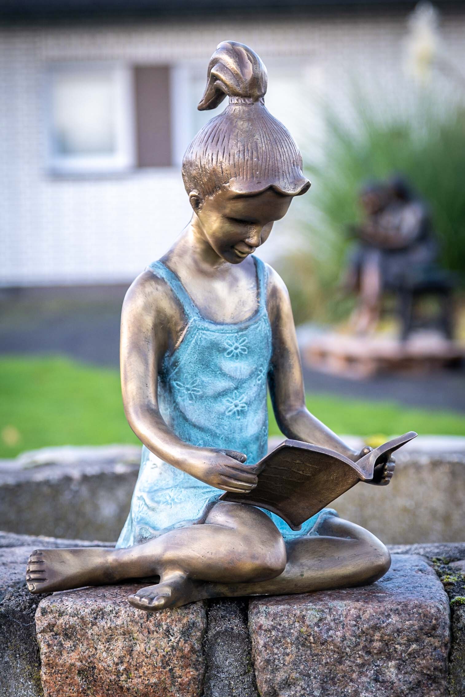 Bronzefigur Mädchen mit Buch Dekoration Skulptur Bronze * 