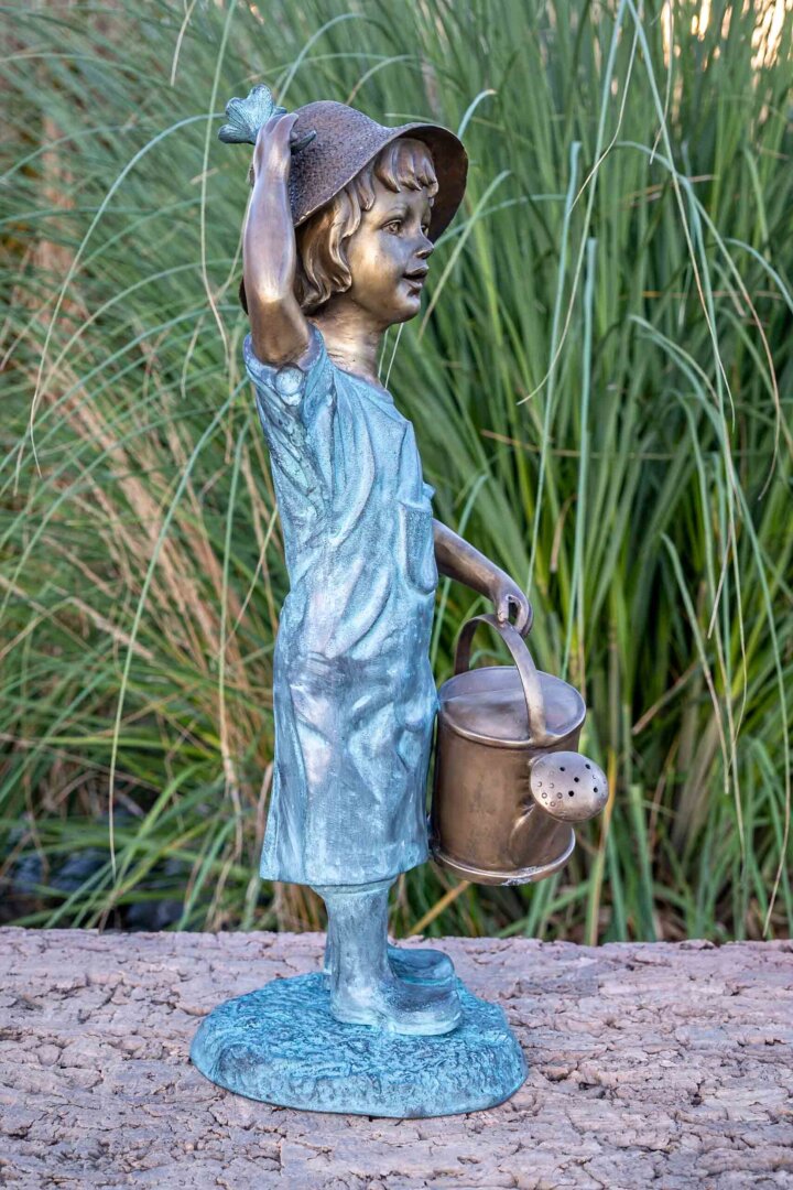 Bronze Skulptur "Junge mit Gießkanne" – Bild 2