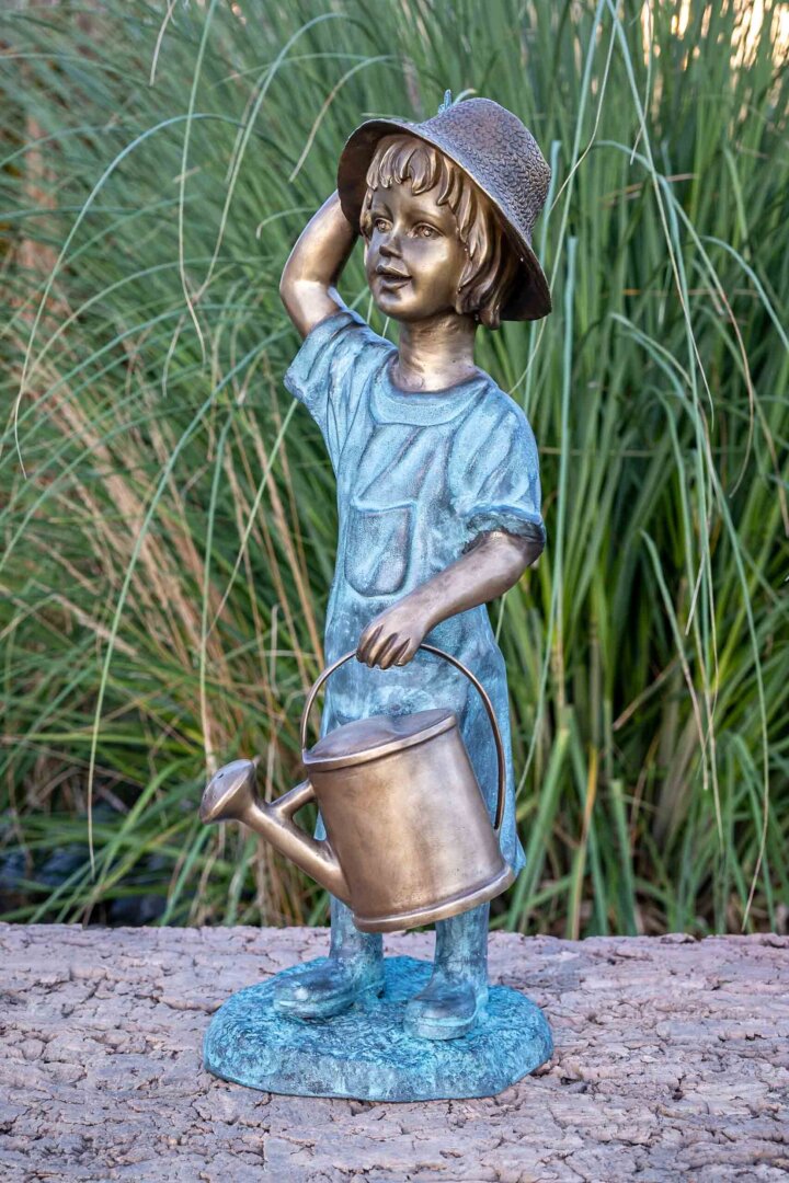 Bronze Skulptur "Junge mit Gießkanne" – Bild 3
