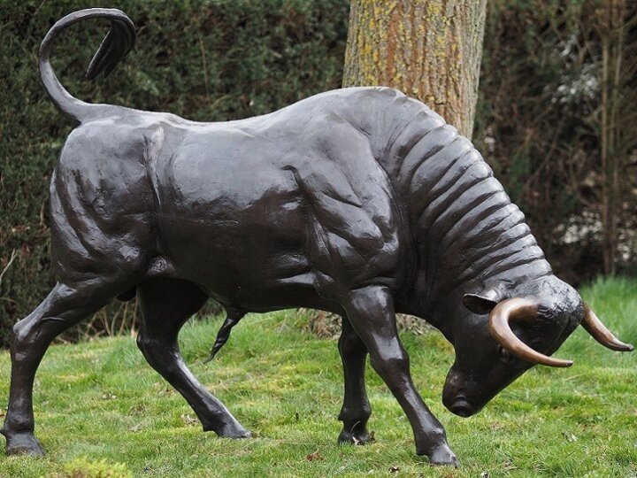 Bronze "Schwarzer Stier"