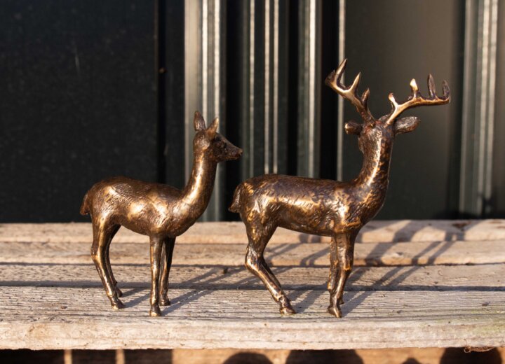 Bronze Skulptur Hirsch und Reh stehend – Bild 4